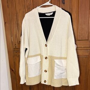 Davi & Dani Women’s Oversized Cream and Tan Color Block Cardigan Sweater Size S